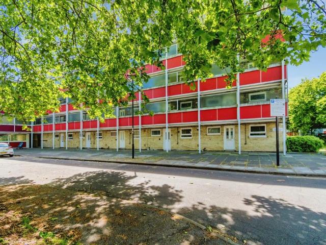 Flat for sale in St Mary's, Isle Of Man