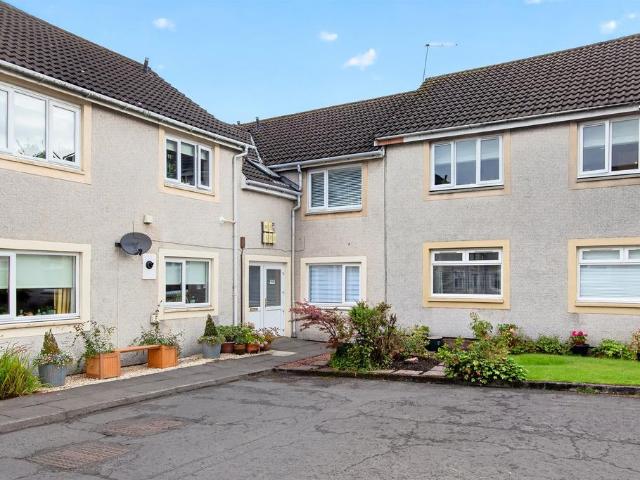 Flat for sale in Bishopbriggs, Scotland