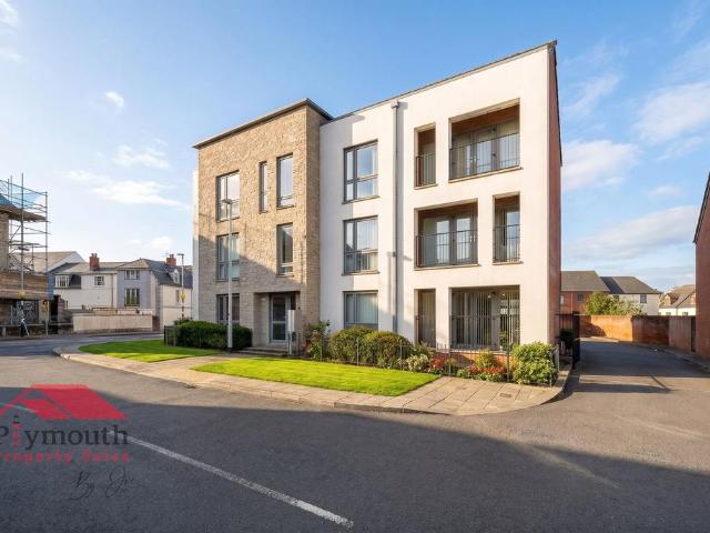 Flat for sale in Mount Wise