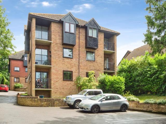 Flat for sale in Sherwood, Sandown Park