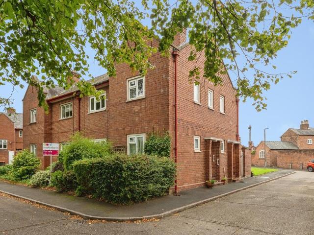 Flat for sale in Two Mills, Cheshire