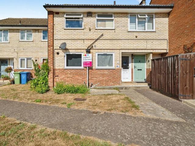 Flat for sale in New Catton, East Bank