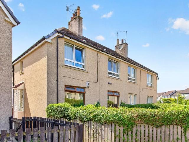 Flat for sale in Millerston, Stepps