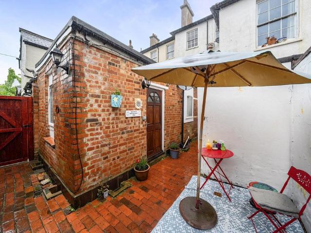 Flat for sale in St James, Sandown Park