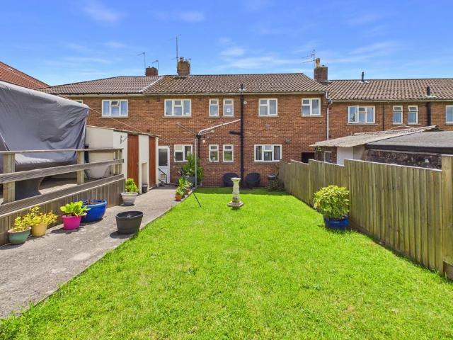 Flat for sale in Feckenham, City Of Bristol
