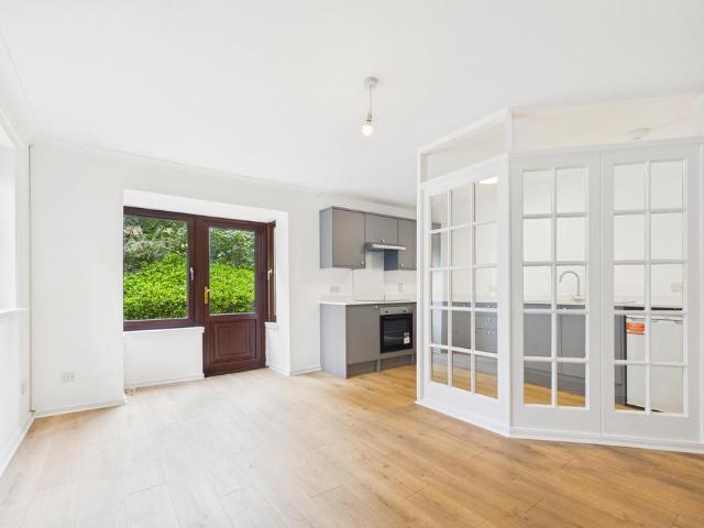 Flat for sale in Craigmarloch, Cumbernauld