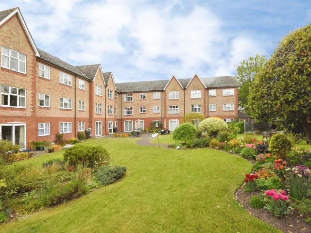 Flat for sale in Moulsham, Chelmsford