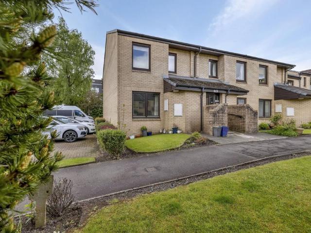 Flat for sale in Jordanhill, Scotland