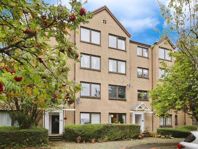Flat for sale in Merchant City, Scotland