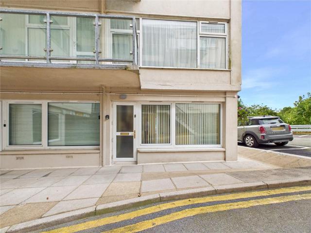 Flat for sale in Tenby, Pembrokeshire