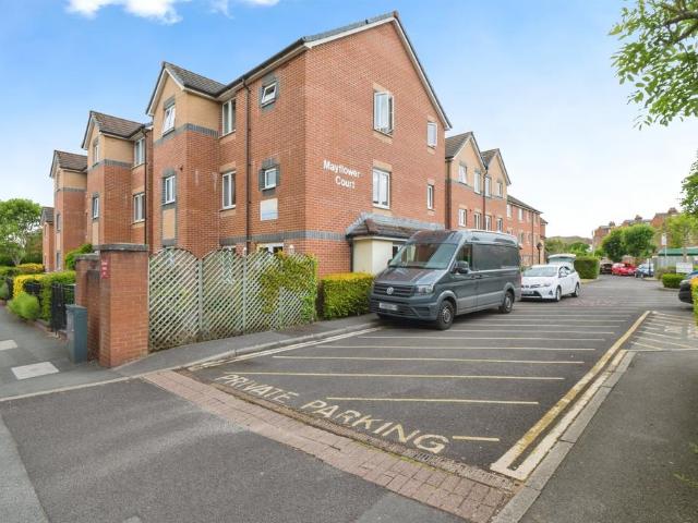 Flat for sale in Shirley, Isle Of Man