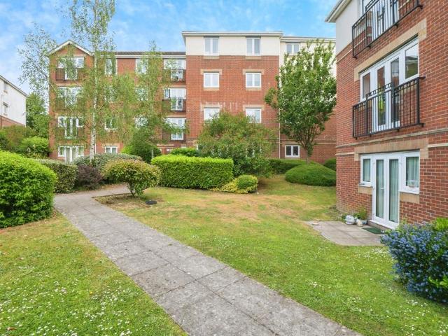 Flat for sale in Harefield, City Of Southampton
