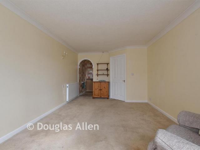 Flat for sale in Runwell, Chelmsford