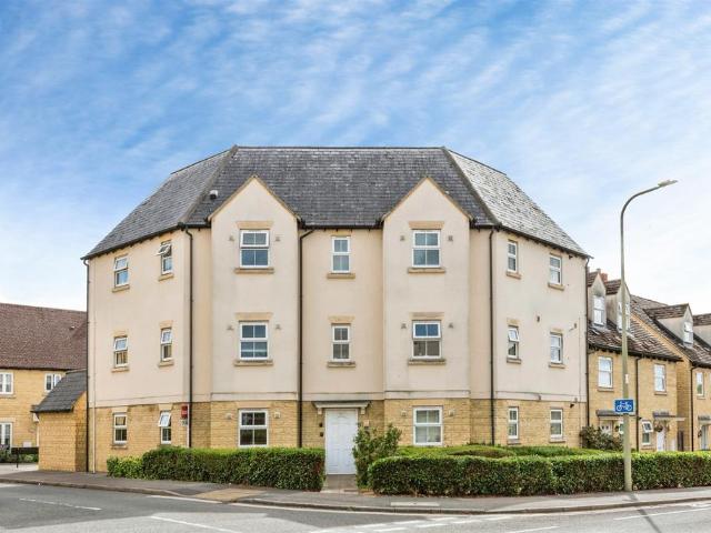 Flat for sale in Black Bourton, Oxfordshire