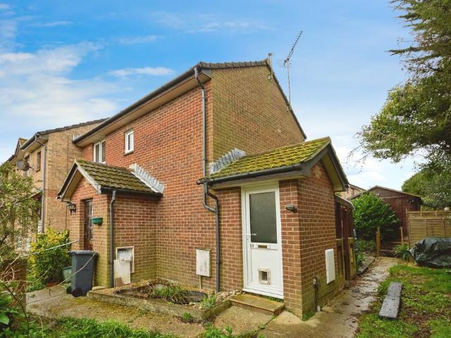 Flat for sale in Wootton Bridge, Isle Of Man
