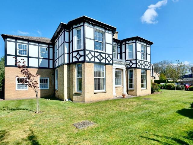 Flat for sale in Roman Town, Huntingdon