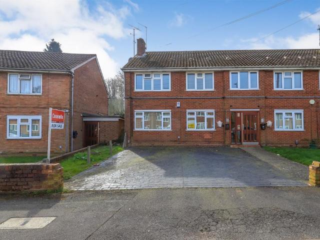 Flat for sale in Bilston, West Midlands