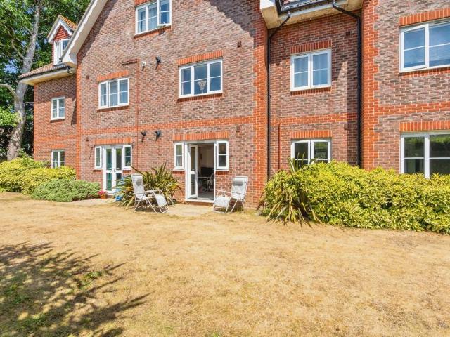 Flat for sale in Clapham, West Sussex