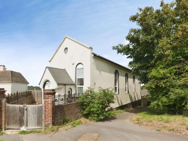 Flat for sale in Old Town, Heathlands