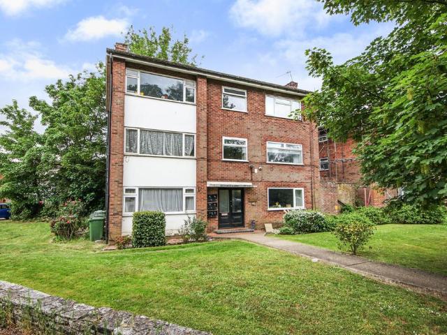 Flat for sale in Thornhill, City Of Southampton