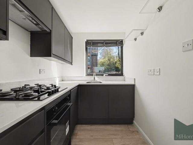 Flat for sale in New Barnet, Isle Of Man