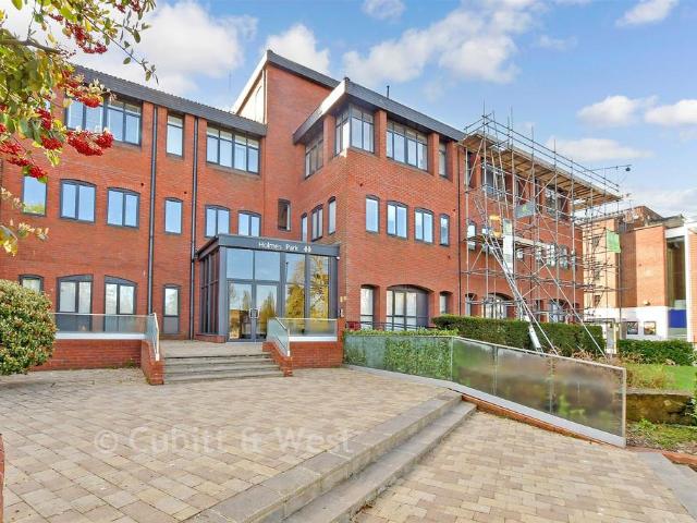 Flat for sale in New Town, Horsham