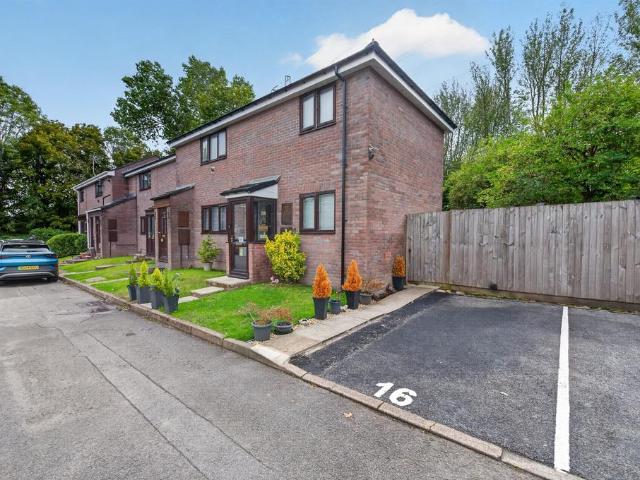Flat for sale in Falcon Lodge, Wales