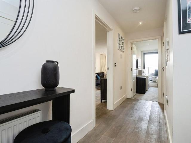 Flat for sale in Brook Street, Bourne Vale