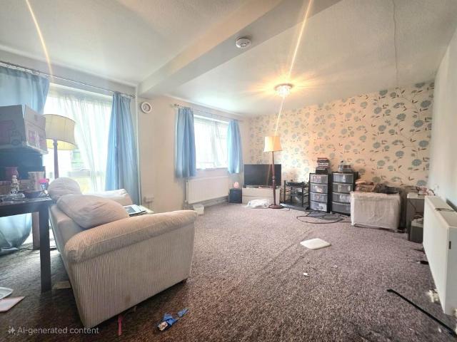 Flat for sale in Harrow Weald, Greater London