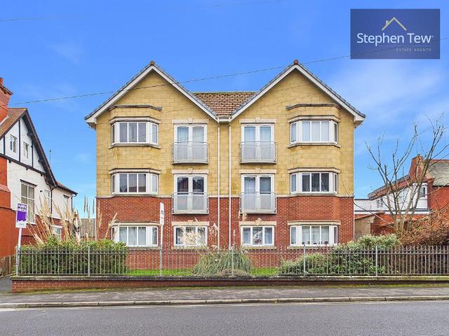 Flat for sale in Revoe, Blackpool