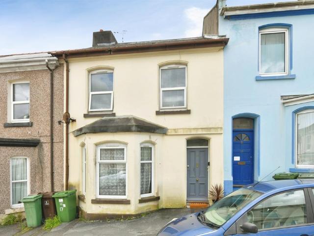 Flat for sale in Pennycomequick, Mount Wise