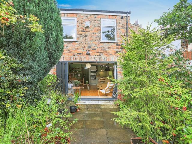 Flat for sale in The Groves, High Field