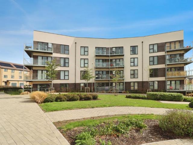Flat for sale in Stoke Gifford, South Gloucestershire