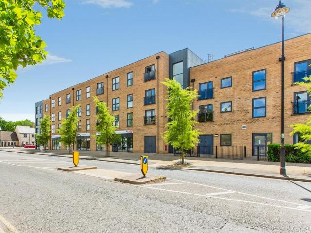 Flat for sale in Arrington, Cambridgeshire