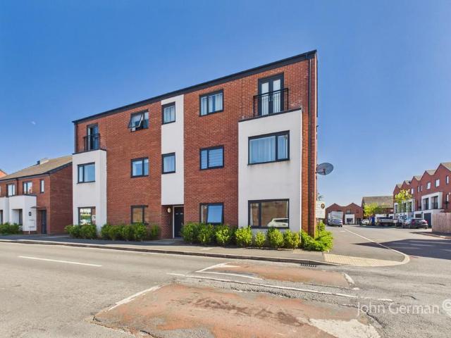 Flat for sale in Horninglow and Eton, Beamhurst