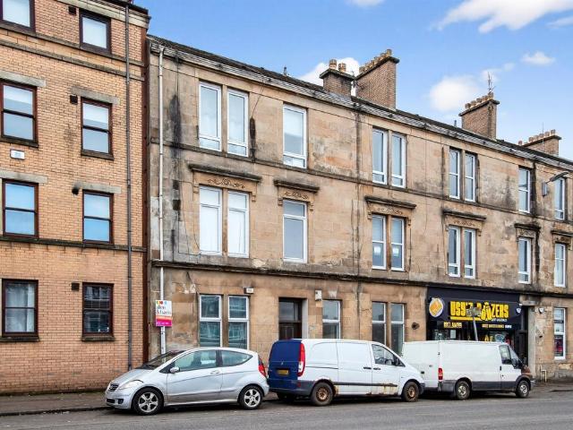 Flat for sale in Budhill, Scotland