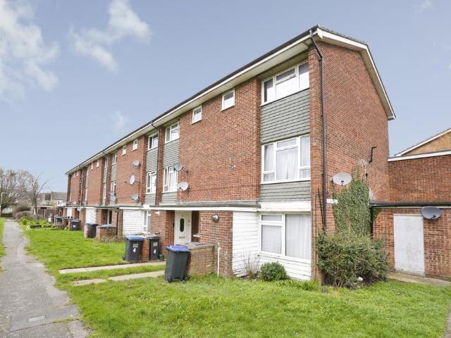 Flat for sale in Stanborough, Fretherne