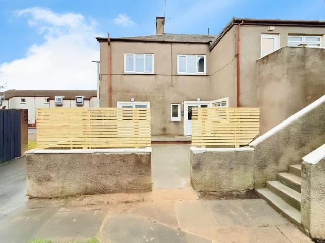 Flat for sale in Methil, Scotland