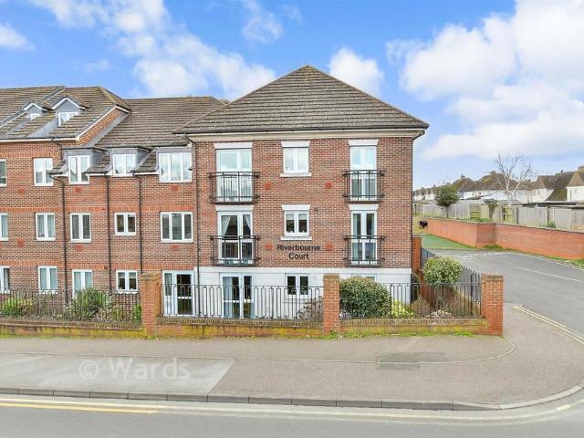 Flat for sale in Regent Quay, Oad Street