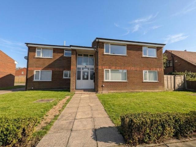 Flat for rent in Meols Cop, Southport