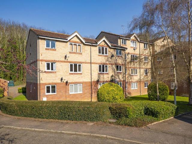 Flat for rent in Sudbury, Chelmondiston