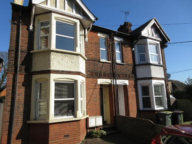 Flat for rent in Stroud Green, Barling