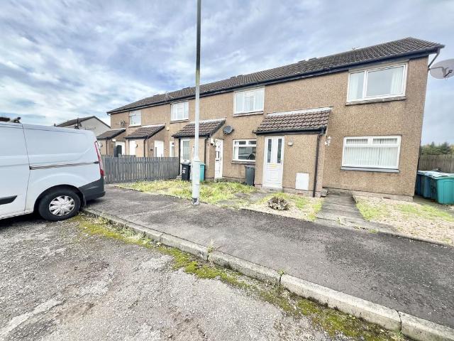 Flat for rent in Newarthill, Scotland