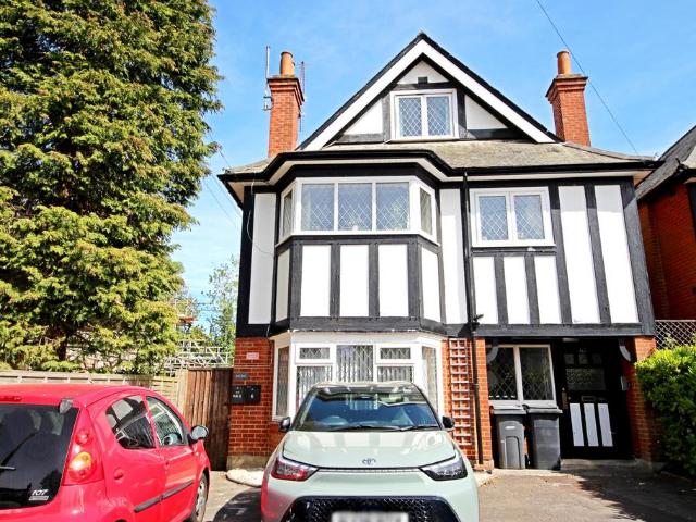 Flat for rent in Bournemouth