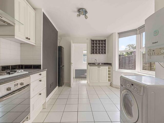 Flat for rent in Penge, Isle Of Man