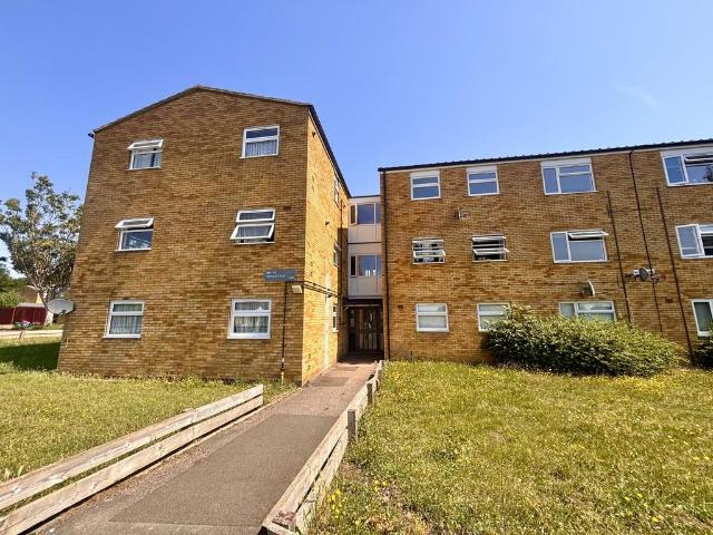 Flat for rent in Symonds Green, Shephall