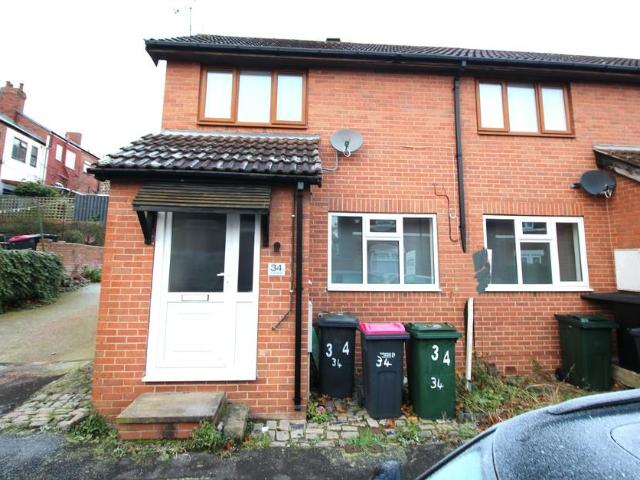 Flat for rent in Kimberworth, South Yorkshire