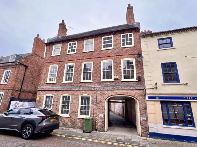 Flat for rent in Alverton, East Midlands