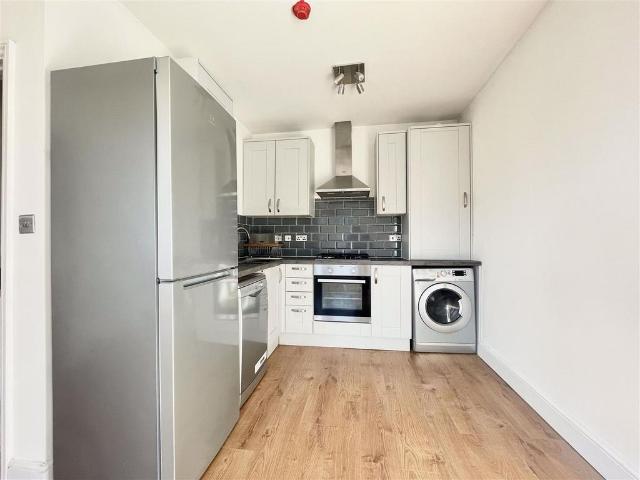 Flat for rent in Leytonstone, Isle Of Man