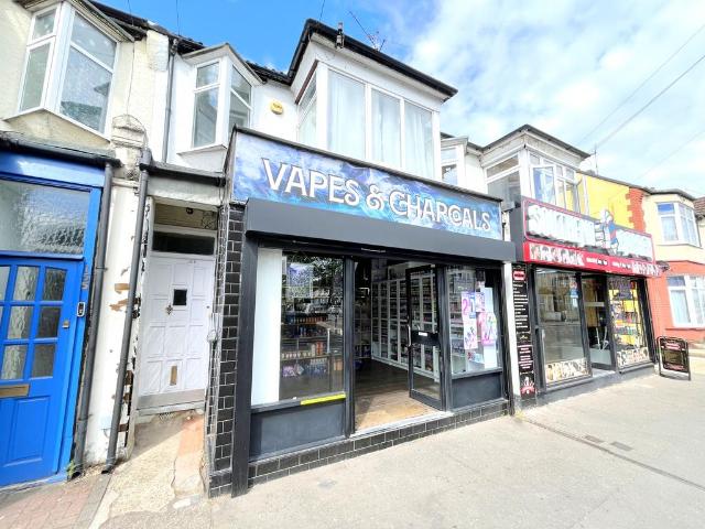 Flat for rent in Alton Barnes, Essex